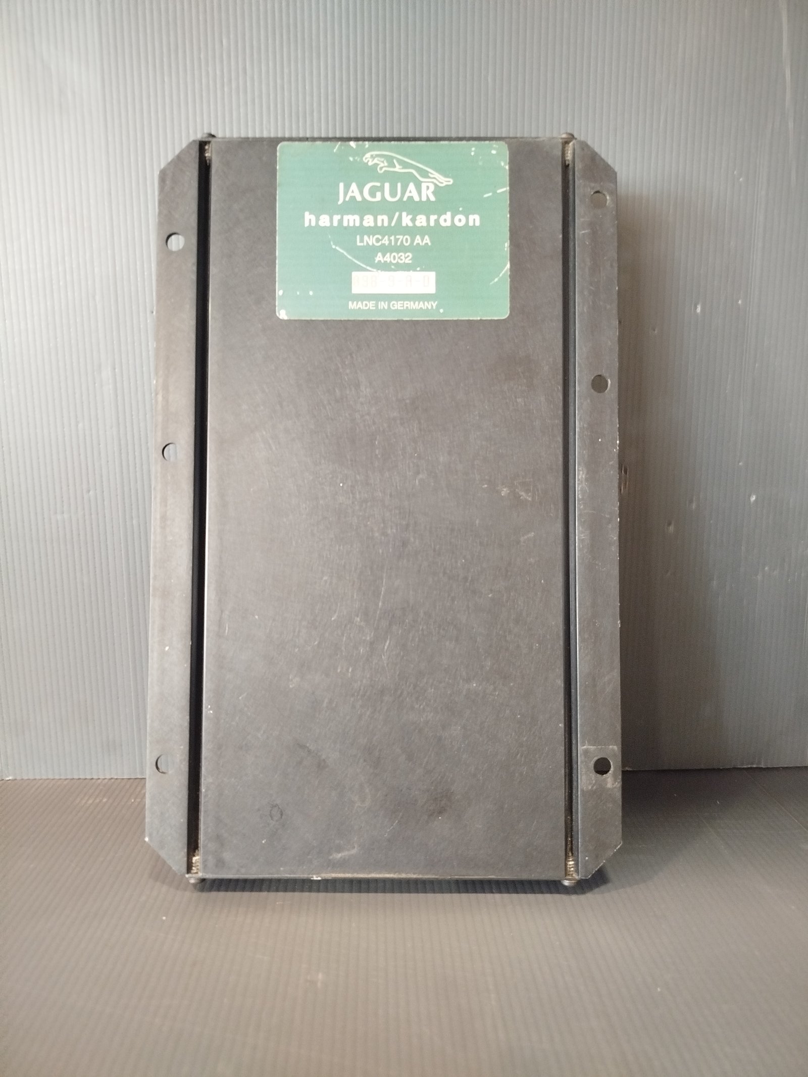 Ampliificateur pour XJS